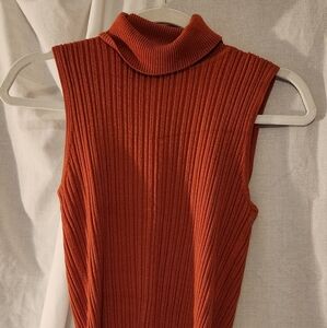 Rust Ribbed Sleeveless Top